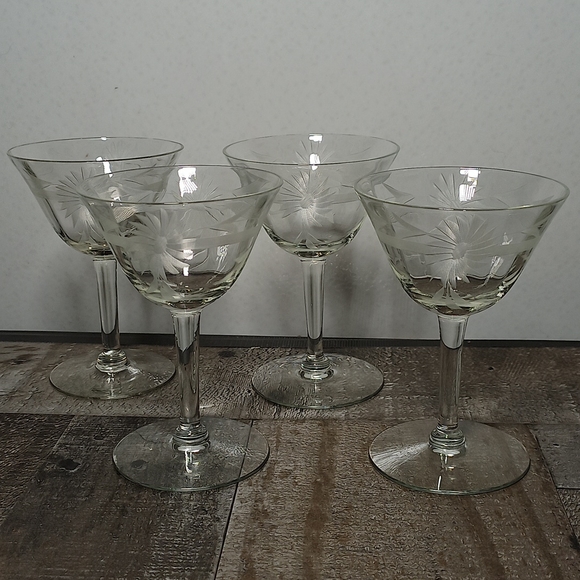 Vintage Hand Blown Etched Flowers & Leaves Crystal Stemware Made Poland Set 4 - Picture 1 of 7